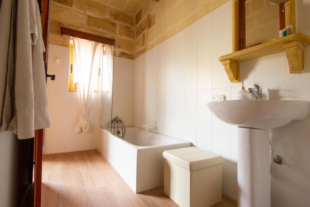 Gizimina B&B By Verosole Xagħra Kültér fotó